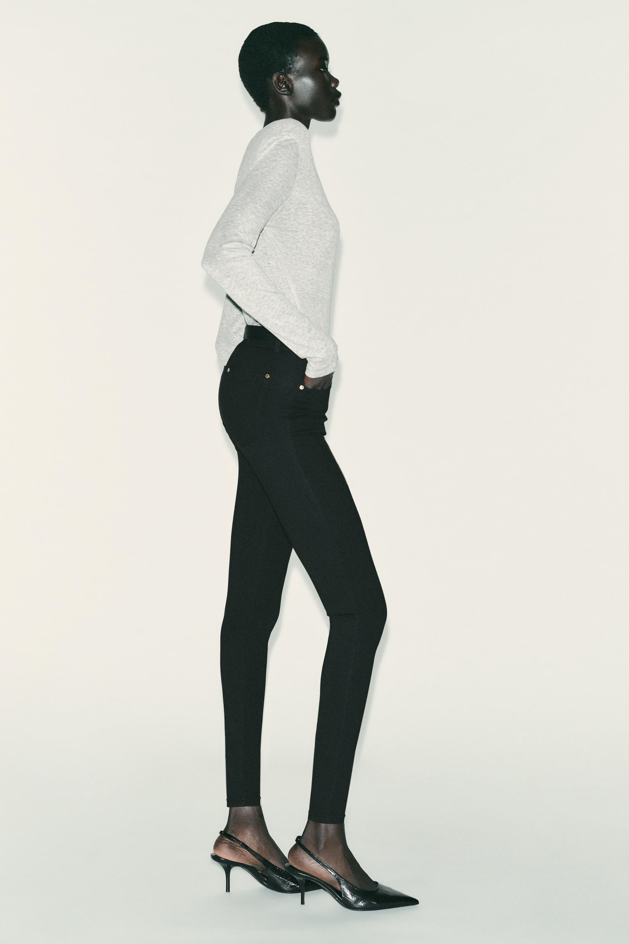 MID-RISE BELTED JEGGINGS